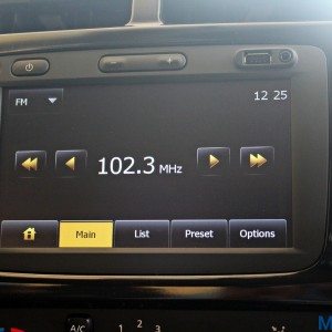 Renault Kwid Media Nav system