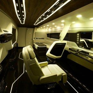 Shah Rukh Khans new Vanity Van by DC Design