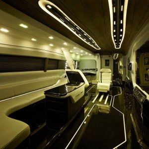 Shah Rukh Khans new Vanity Van by DC Design