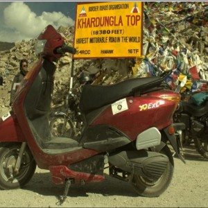 YObykes electric scooters conquer the highest known motorable road Khardung La