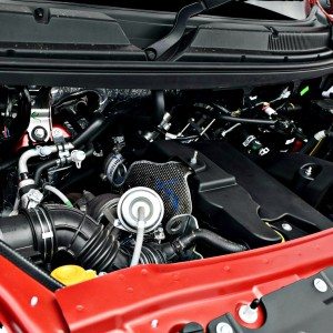 mahindra TUV  engine