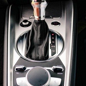new  Audi TT drive selector