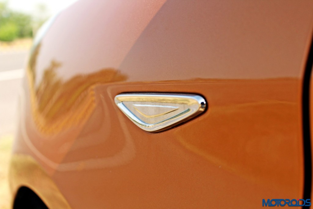 new 2015 Ford Figo review details (6)