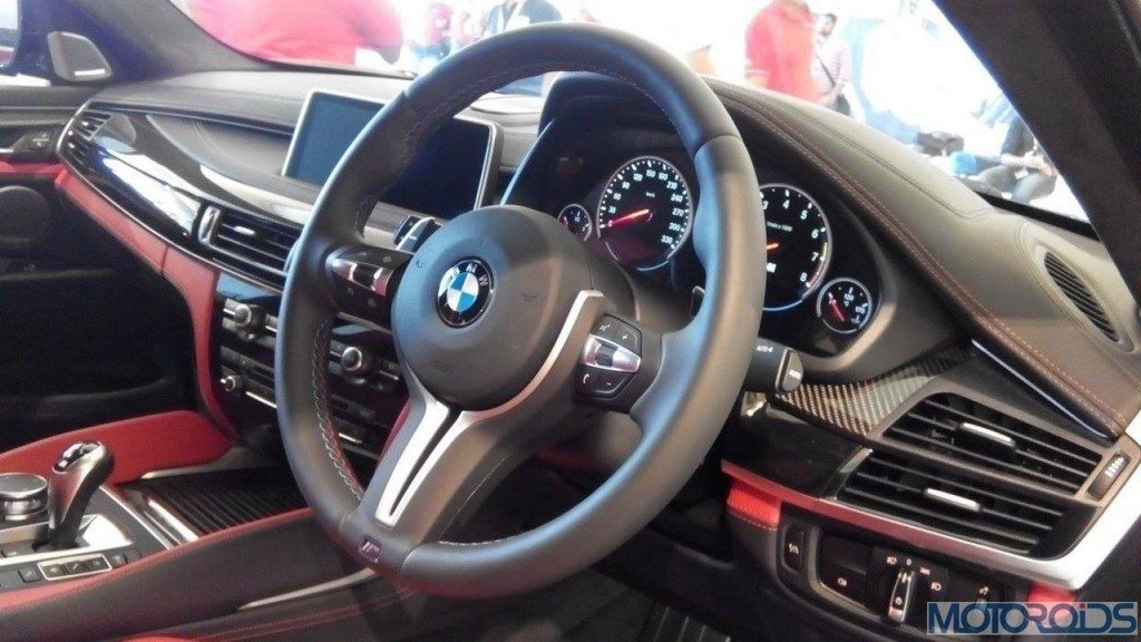 2015 BMW X6 M Interior (1)