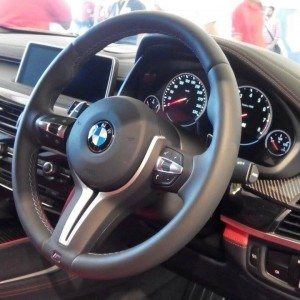 BMW X M Interior