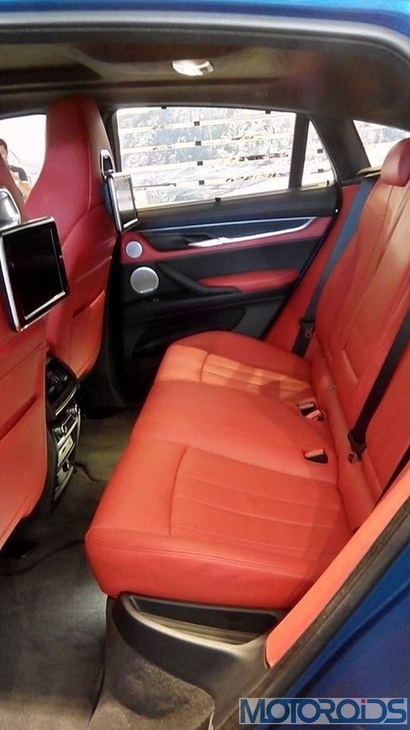 2015 BMW X6 M Seats (3)