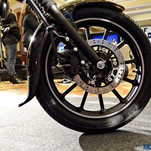 Bajaj Avenger  Street Front Disc Brakes