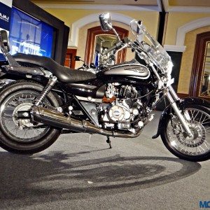 Bajaj Avenger  Cruise Still Shots