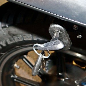 Bajaj Avenger  Street Side Lock