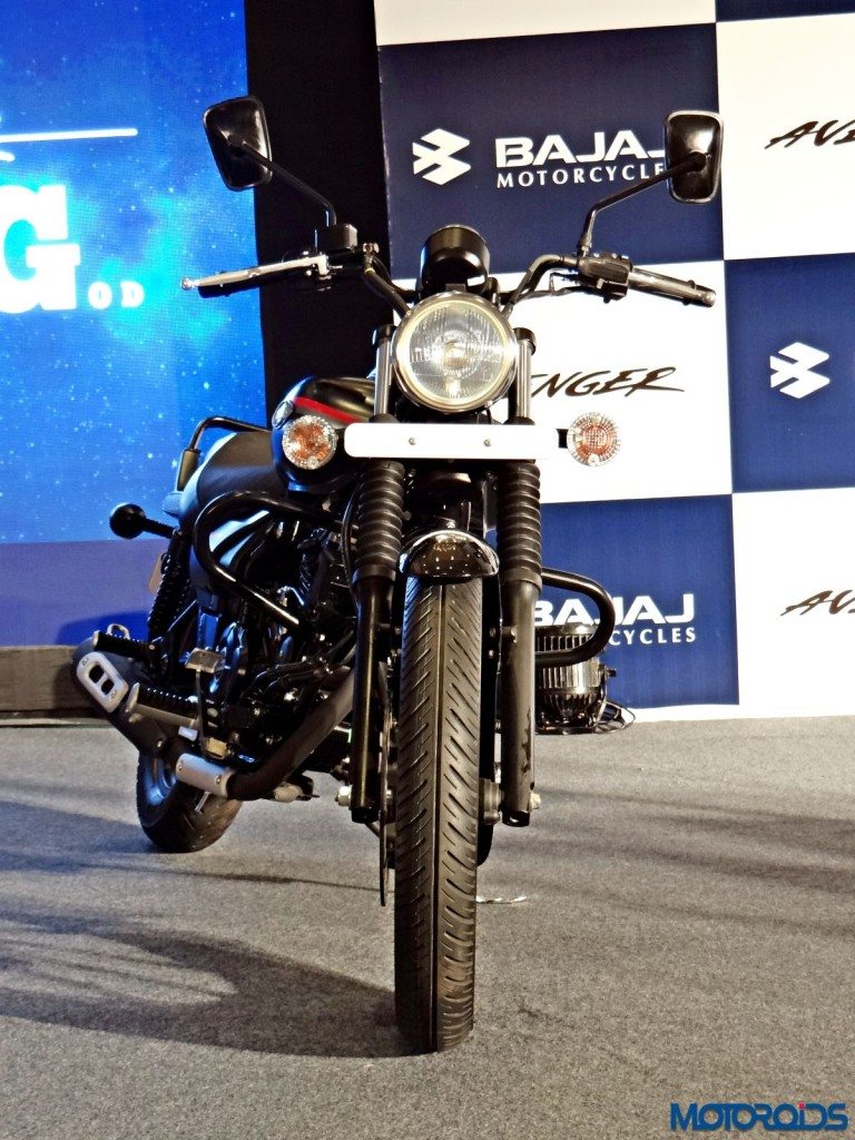 2015 Bajaj Avenger 220 Street - Still Shots (5)