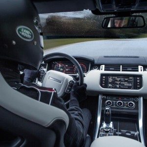 Land Rover Range Rover Sport SVR