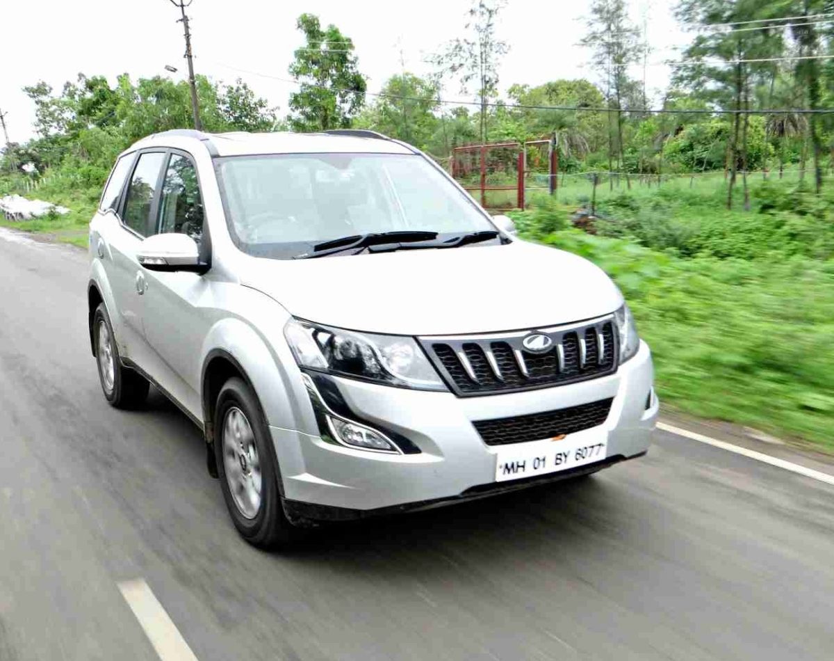 MahindraXUV()