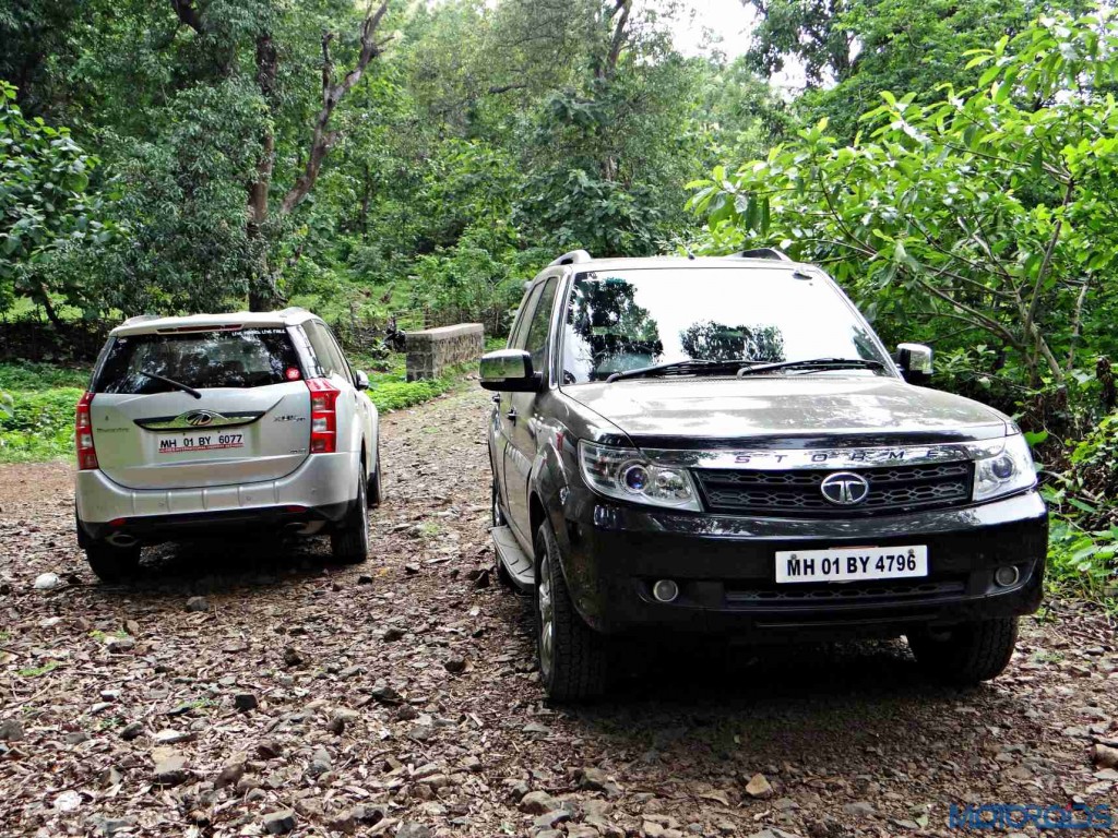 2015 Mahindra XUV500 vs 2015 Tata Safari (3)