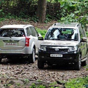 Mahindra XUV vs  Tata Safari