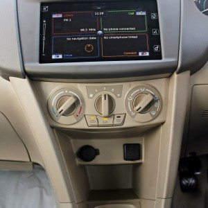 Maruti Suzuki Ertiga ZDi Center Console