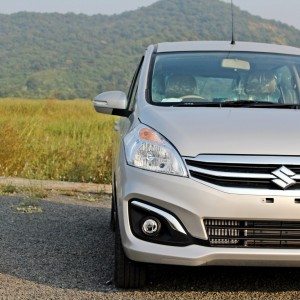 Maruti Suzuki Ertiga ZDi Front view