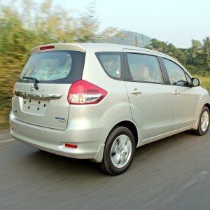 Maruti Suzuki Ertiga ZDi Motion clicks