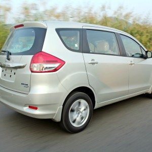 Maruti Suzuki Ertiga ZDi Motion clicks