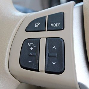 Maruti Suzuki Ertiga ZDi Steering wheel audio control