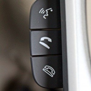 Maruti Suzuki Ertiga ZDi Voice command and telephony control