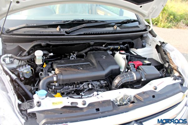 2015 Maruti Suzuki Ertiga ZDi+ engine bay