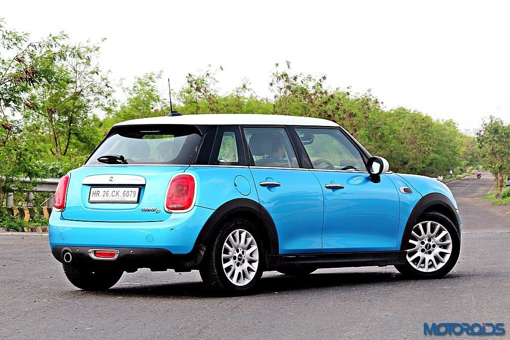 2015 Mini Cooper D 5-door (7)