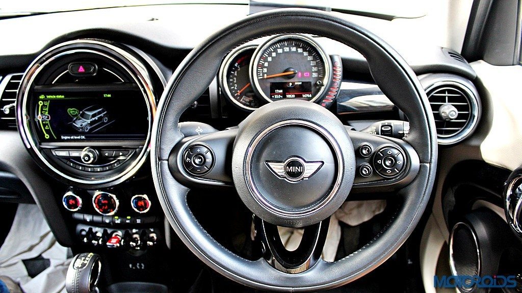 2015 Mini Cooper D 5-door Steering Wheel (1)