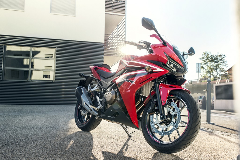 2016 Honda CBR500R (2)