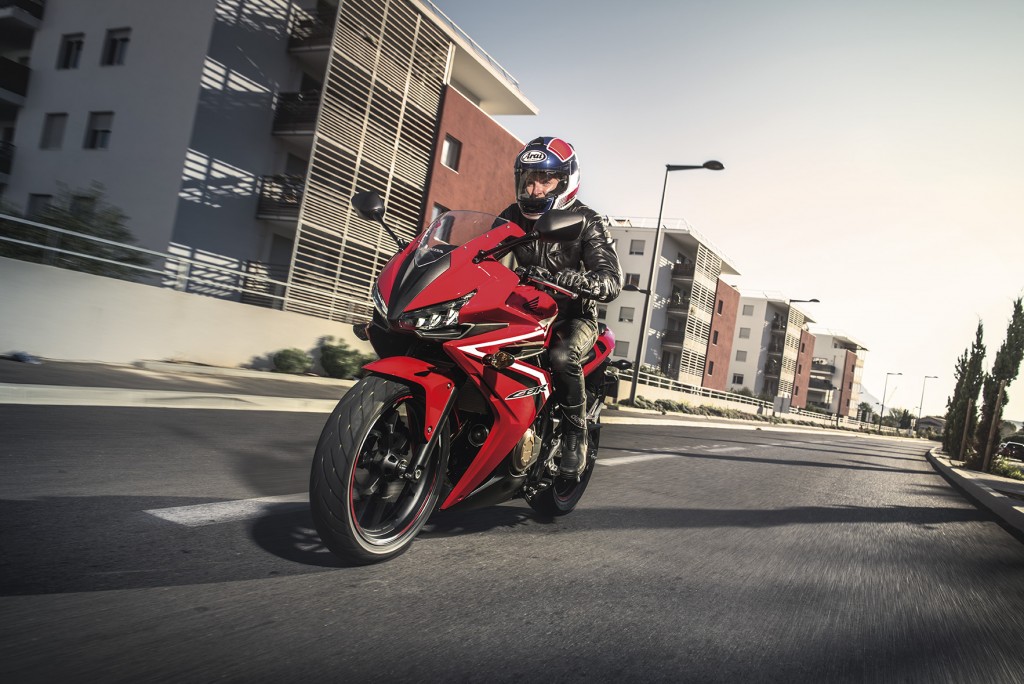 2016 Honda CBR500R (3)