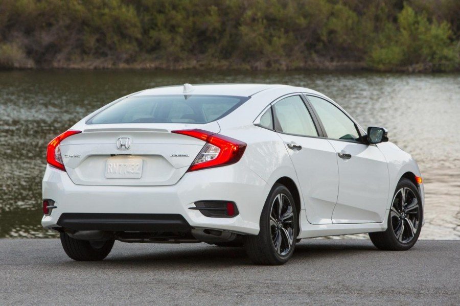 2016 Honda Civic sedan (11)