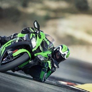 ninja zx r action