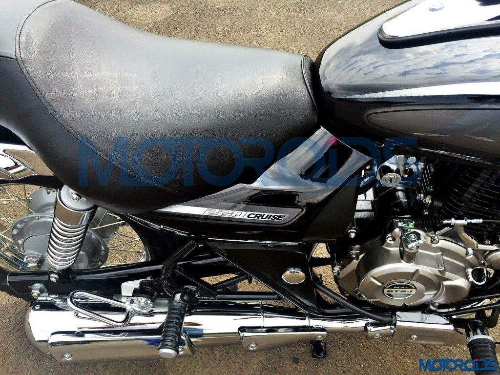 Bajaj Avenger 220 Cruise (2)