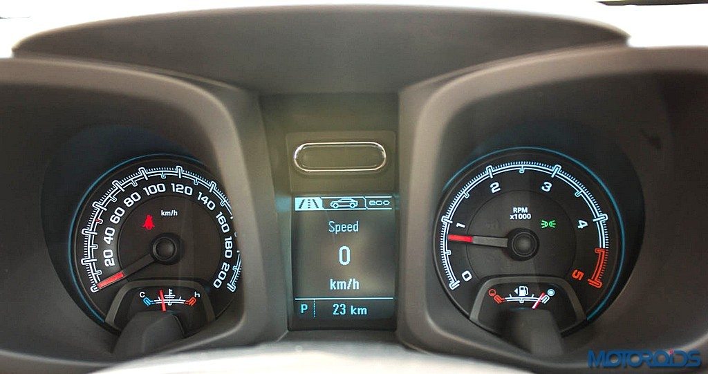 Chevrolet Trailblazer Instrument Cluster (2)