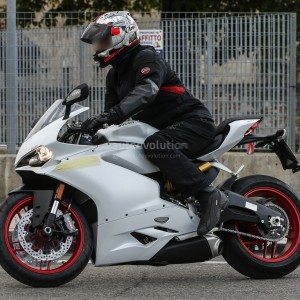 Ducati  Panigale Spied