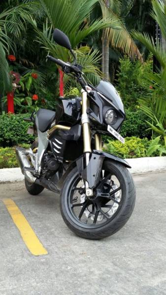 Mahindra Mojo