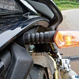 Mahindra Mojo First Ride Review Details Blinkers