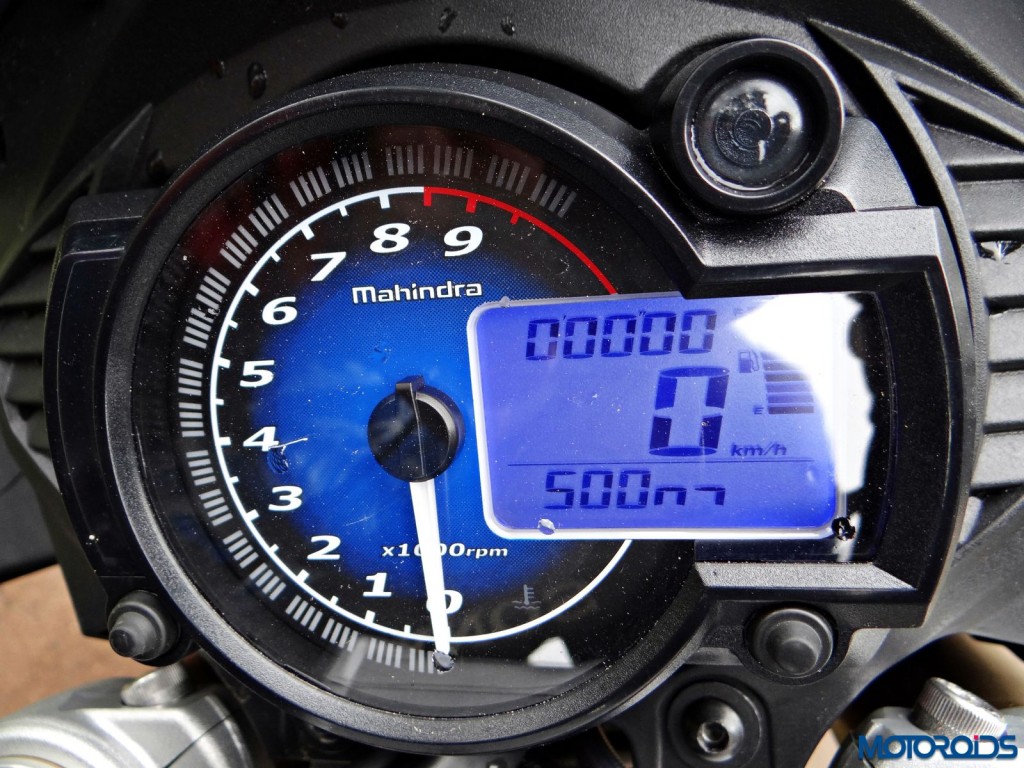 Mahindra Mojo - First Ride Review - Details - Instrument Cluster (2)