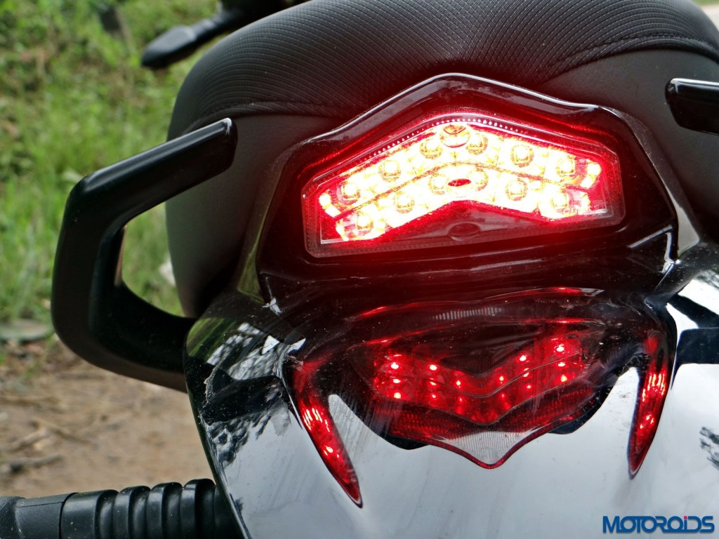 Mahindra Mojo - First Ride Review - Details - Tail Light (1)
