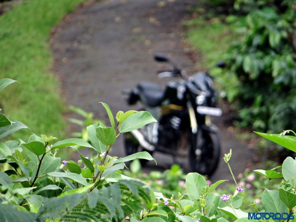 Mahindra Mojo - First Ride Review - Still Shots (21)