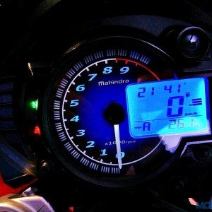 Mahindra Mojo Instrument Cluster