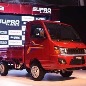 Mahindra Supro