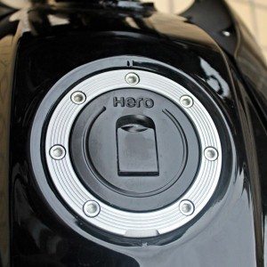 New  Hero Xtreme Sport Review Fuel Tank Lid