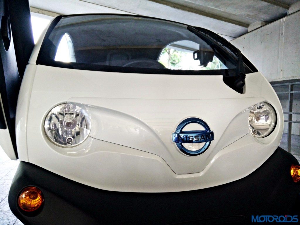 Nissan New Mobility Concept front