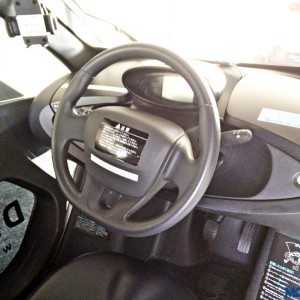 Nissan New Mobility Concept steering wheel