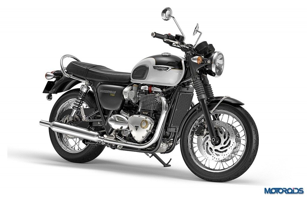 T120-Jet-Black-Pure-White-Fr-Qtr