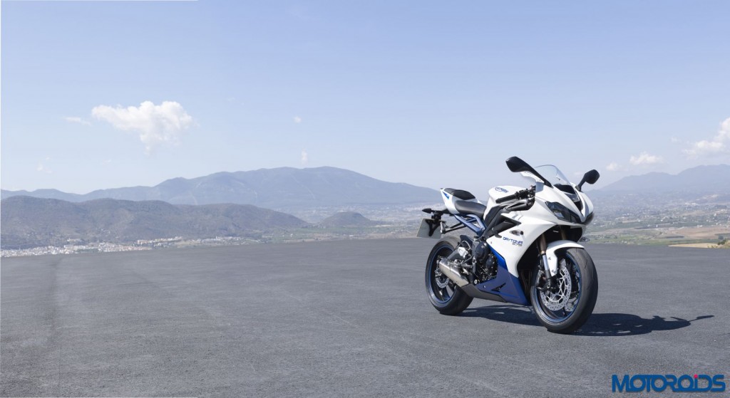 Triumph Daytona_White