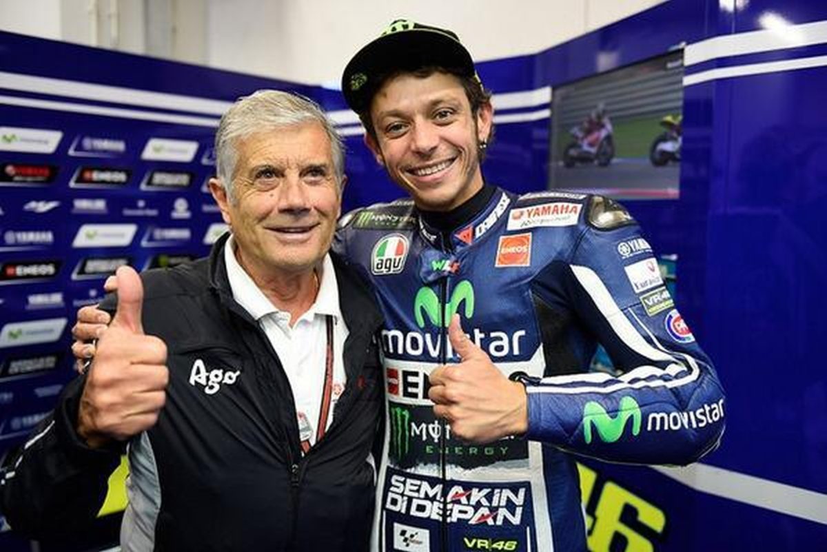 motogp valentino rossi and giacomo agostini