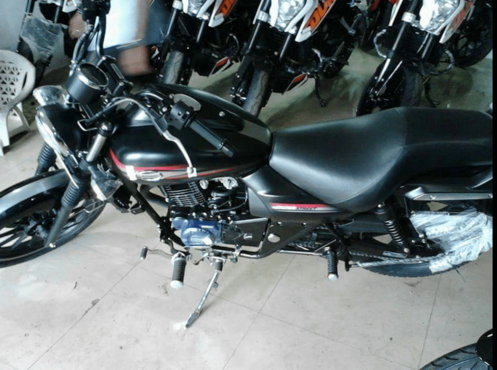 new-bajaj-avenger-launch (4)