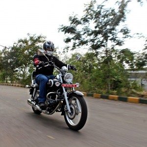 Bajaj Avenger  Cruise Action Shots