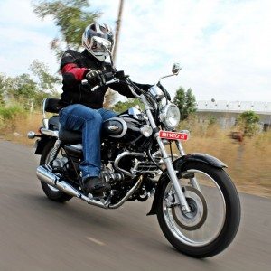 Bajaj Avenger  Cruise Action Shots
